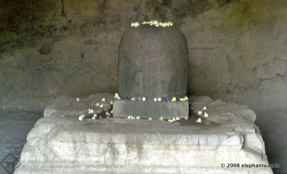 Shiva Linga in Elephanta Cave 4
